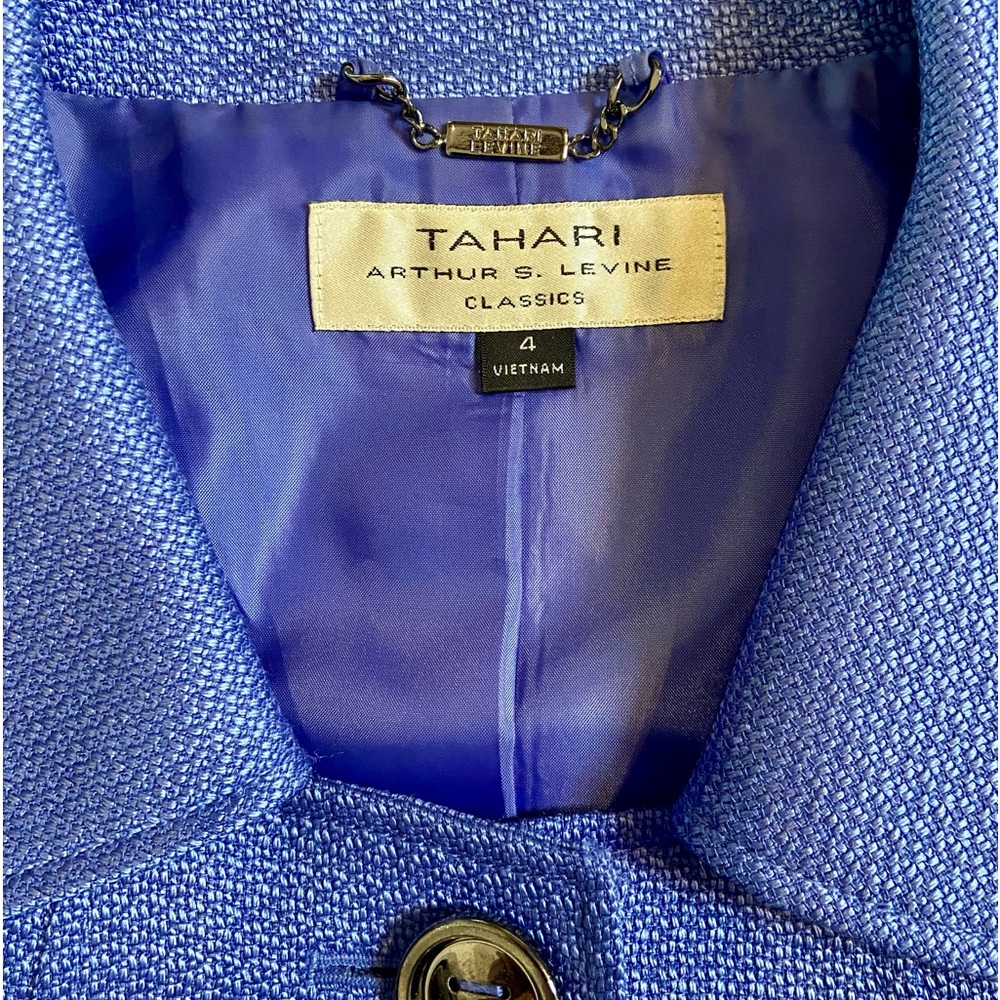 Tahari purple blazer size 4